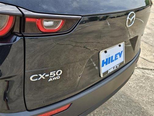 2025 Mazda CX-50 2.5 S Preferred Package