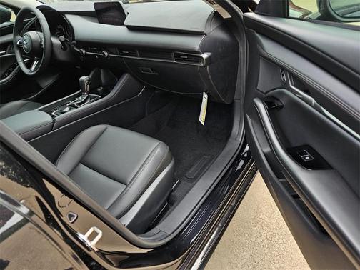 2025 Mazda Mazda3 FWD w/Select Package