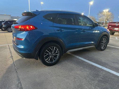 2020 Hyundai TUCSON SEL