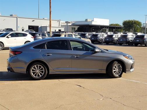 2019 Hyundai SONATA SE