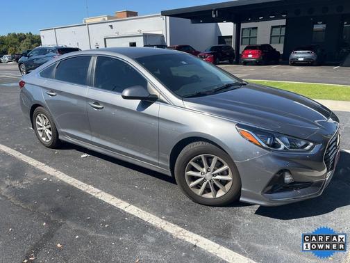 2019 Hyundai SONATA SE