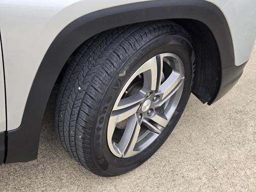 Gray 2019 GMC Terrain SLT