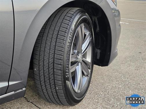 2020 Volkswagen Jetta 1.4T R-Line