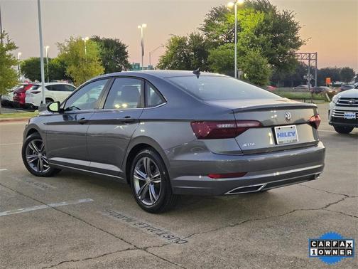 2020 Volkswagen Jetta 1.4T R-Line