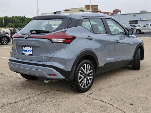 2024 Nissan Kicks SV