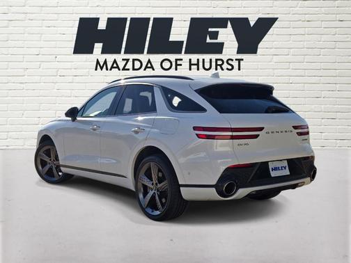 White 2022 Genesis GV70 3.5T Sport