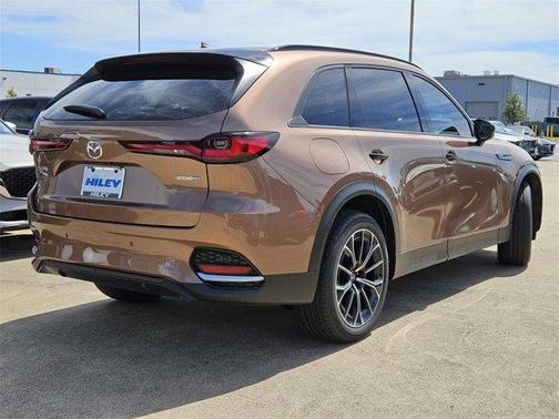 2025 Mazda CX-70 PHEV Premium Plus Package