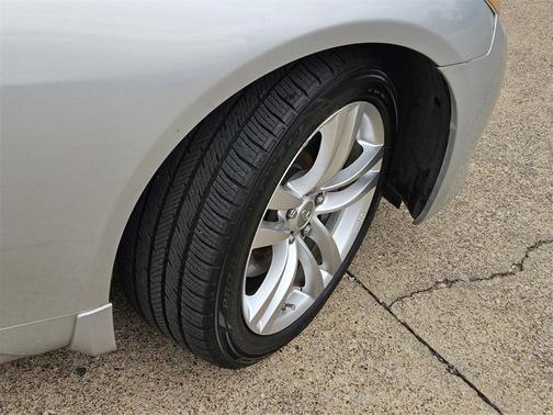 2010 INFINITI G37x Base