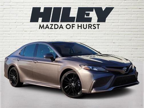 2022 Toyota Camry XSE