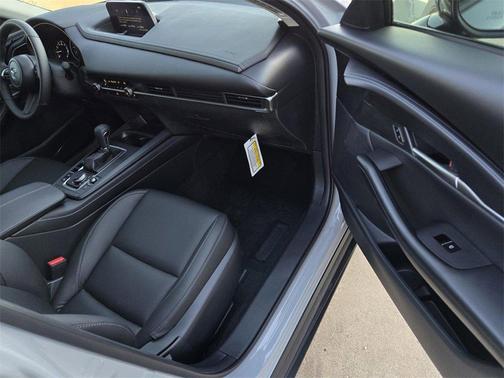 2026 Mazda CX-30 Select