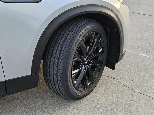 2025 Mazda CX-90 Premium