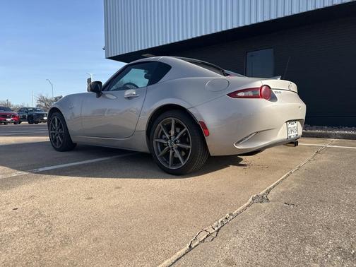 2022 Mazda MX-5 Miata RF Grand Touring