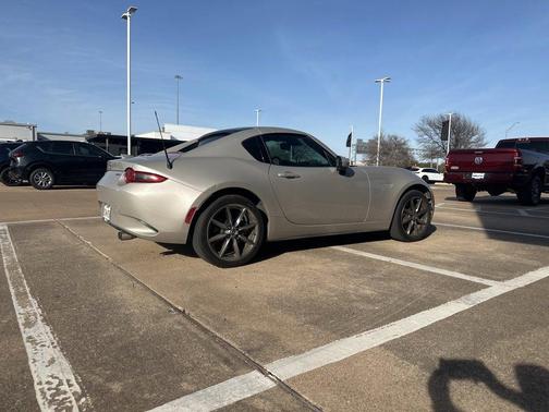 2022 Mazda MX-5 Miata RF Grand Touring
