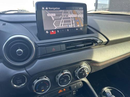 2022 Mazda MX-5 Miata RF Grand Touring