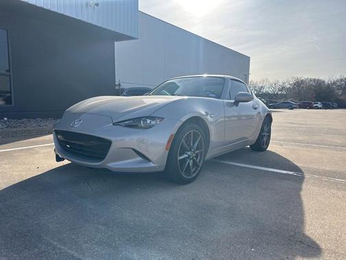 2022 Mazda MX-5 Miata RF Grand Touring