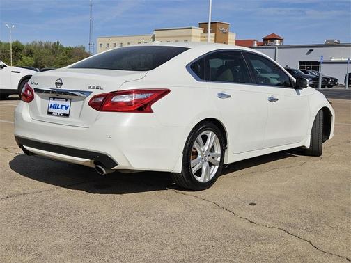 2016 Nissan Altima 3.5 SL