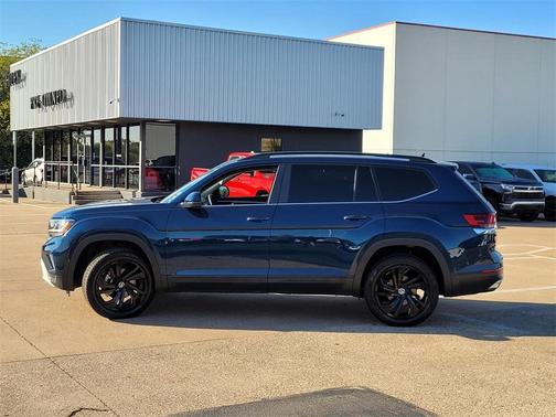 2022 Volkswagen Atlas 2.0T SE w/Technology