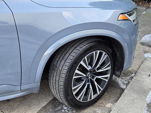 2020 Volvo XC90 T6 Momentum 6 Passenger