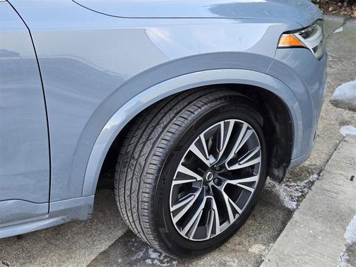 2020 Volvo XC90 T6 Momentum 6 Passenger