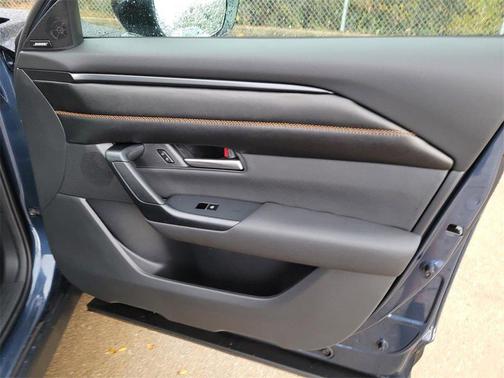 2026 Mazda CX-50 Premium