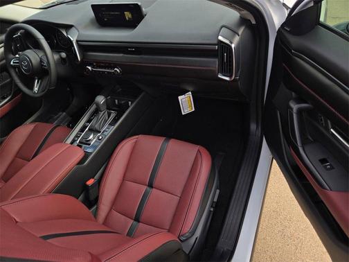 2026 Mazda CX-50 Premium Plus