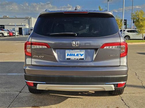 2021 Honda Pilot Touring 7-Passenger