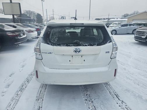 2012 Toyota Prius v Two