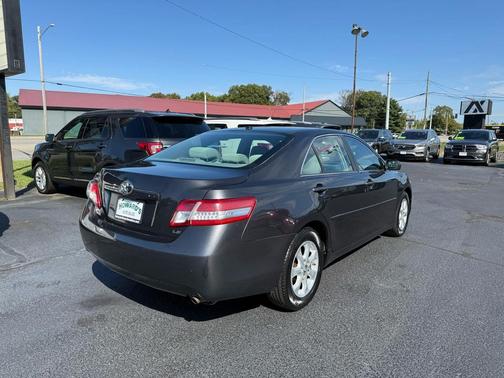 2011 Toyota Camry SE