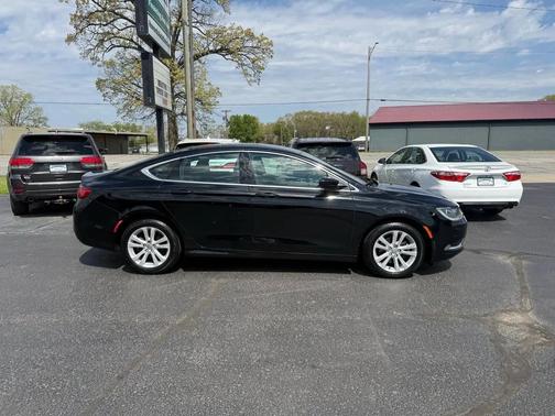 Black 2015 Chrysler 200 Limited
