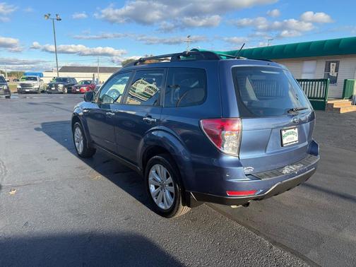 2011 Subaru Forester 2.5 X Premium