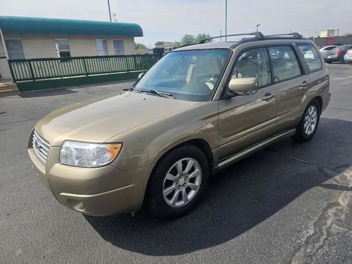 GOLD 2008 Subaru Forester 2.5 X Premium