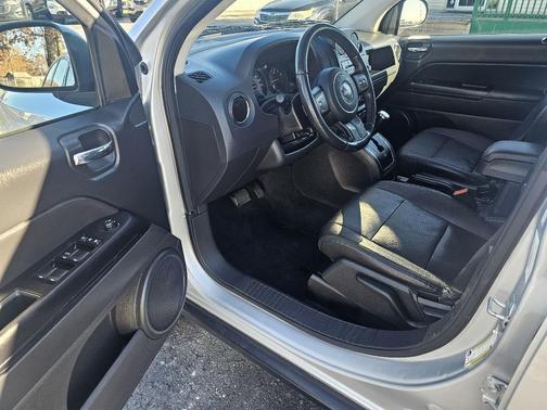 2012 Jeep Compass Latitude