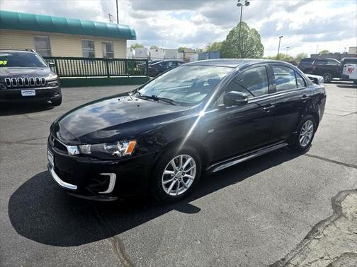 2016 Mitsubishi Lancer ES