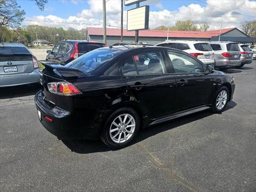 2016 Mitsubishi Lancer ES
