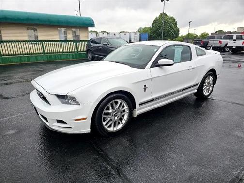 2014 Ford Mustang V6
