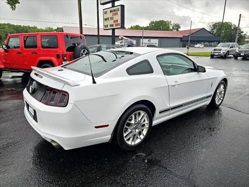 2014 Ford Mustang V6