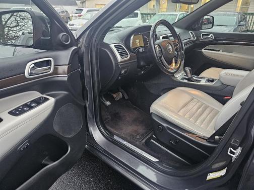 2018 Jeep Grand Cherokee Sterling Edition