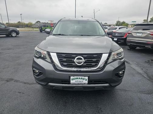 2018 Nissan Pathfinder SV