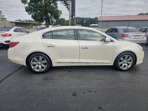 White 2010 Buick LaCrosse CXL