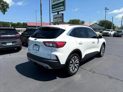 2020 Ford Escape Titanium