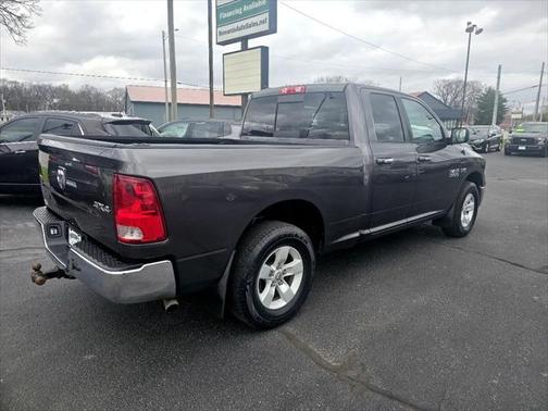 2016 RAM 1500 SLT