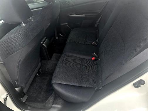 2015 Subaru Impreza 2.0i