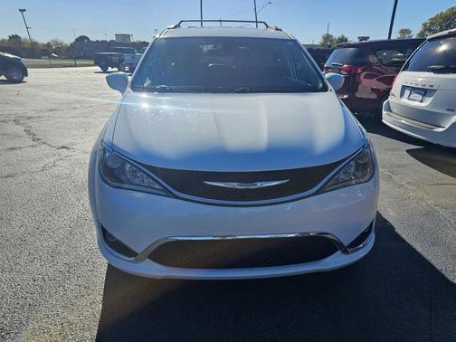 2018 Chrysler Pacifica Touring-L Plus