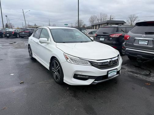 2017 Honda Accord Touring V6 Sedan 6-Spd AT
