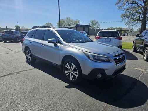 Silver 2019 Subaru Outback 2.5i Limited