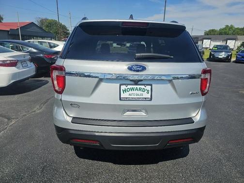 Silver 2018 Ford Explorer Base