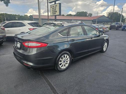 2015 Ford Fusion S
