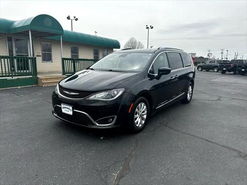 2018 Chrysler Pacifica Touring-L Plus