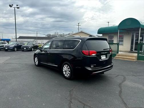 2018 Chrysler Pacifica Touring-L Plus