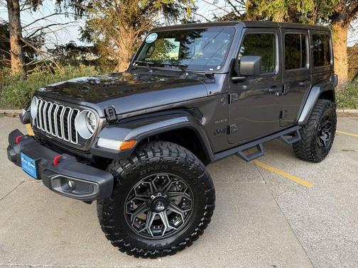 2025 Jeep Wrangler 4-Door Sahara 4x4